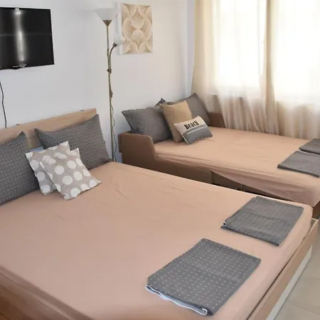 Aglaya 2 * Pomorie