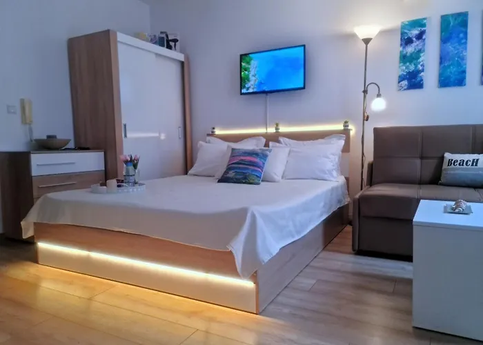 Aglaya 2 Apartment *